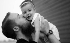 10 façons dont une fille change complètement la vie de son père