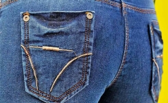Pourquoi les poches des jeans pour femmes sont plus petites que celles des hommes