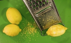 Comment soigner la douleur dans les articulations avec du zeste de citron ?