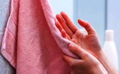 A quelle fréquence faut-il (vraiment) laver ses serviettes de bain ?