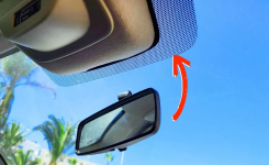 Voilà à quoi servent les points noirs sur les vitres de votre voiture