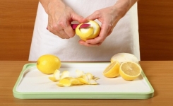 6 façons astucieuses d'utiliser les pelures de citron