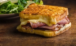Croque-monsieur à la raclette : la version ultra gourmande à tester absolument