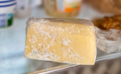Comment bien conserver le fromage : 5 erreurs que vous faites (peut-être) encore