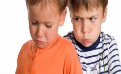 Comment un enfant peut devenir un adulte narcissique