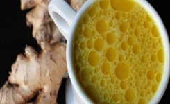 Thé au curcuma et gingembre : la meilleure boisson en hiver contre plusieurs maladies