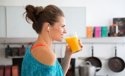 Les nutritionnistes recommandent d’arrêter de boire du jus d’orange, voici pourquoi 
