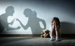 5 façons pour les adultes de guérir leur chagrin d'enfance