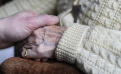 Alzheimer : je vis la maladie de ma mère comme une leçon de vie