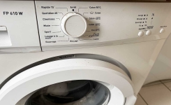 Machine à laver : l’astuce simple qui aide à sécher le linge sans sèche-linge