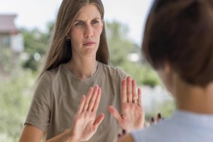 L’art subtil de remettre quelqu’un à sa place avec élégance